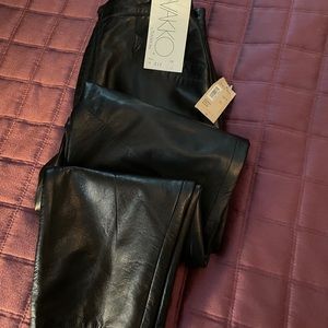 Vakko size 12 new black leather pants